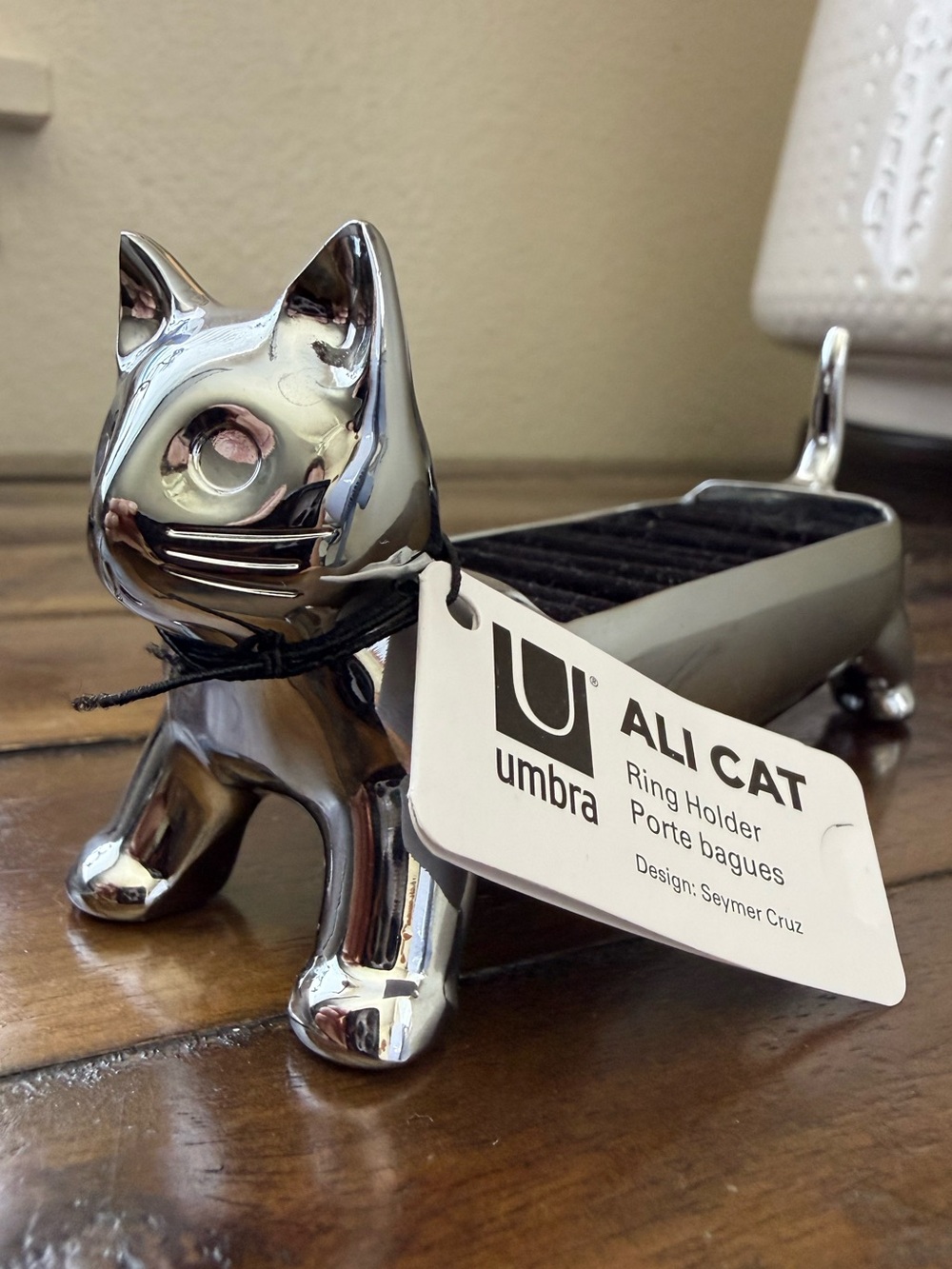 New Umbra Chrome Ali Cat Ring Holder Organizer Silver Seymer Cruz Black Velvet